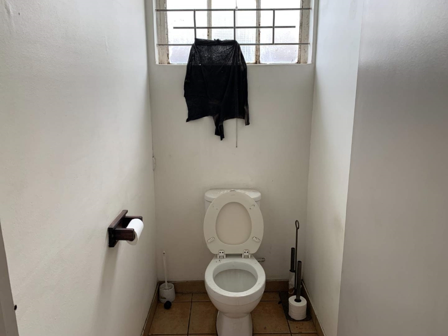 To Let commercial Property for Rent in Elsies River Western Cape